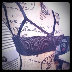 Bettie Page lingerie 1/4 cup bra